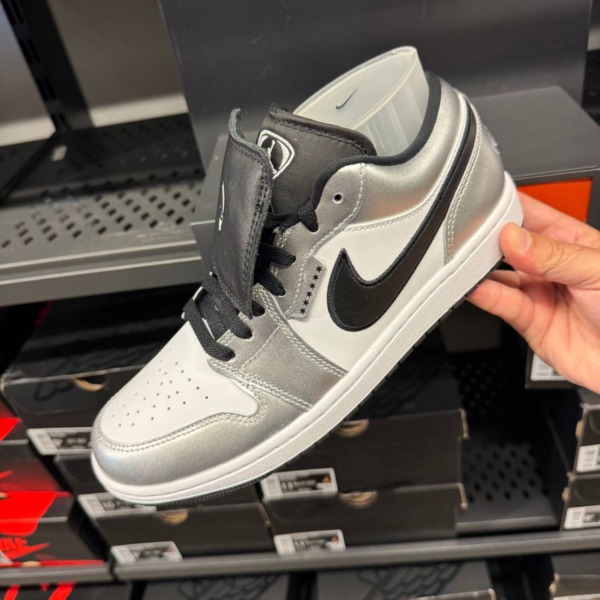 JORDAN 1 LOW