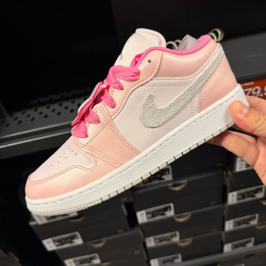 JORDAN 1 LOW