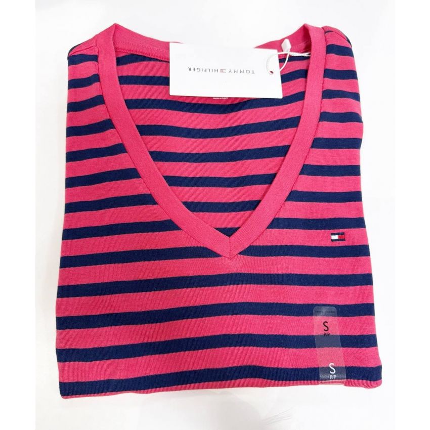 camiseta gola V manga curta