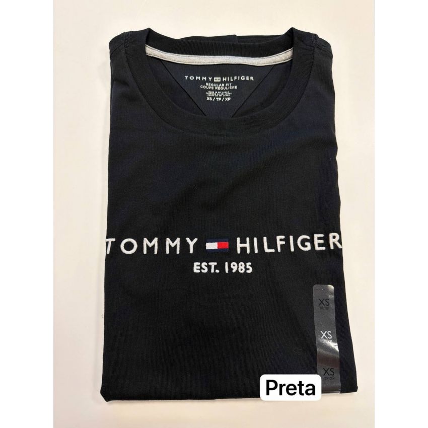 Camiseta Regular Fit Gola U com bordado