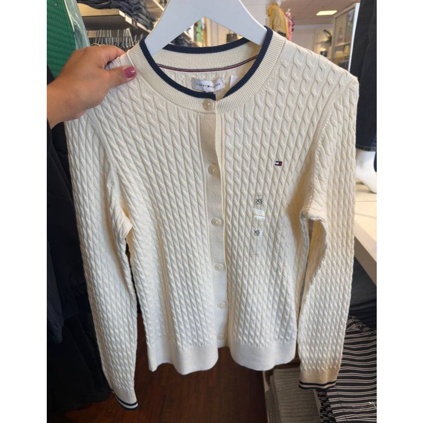 Blusa em tricot trançado