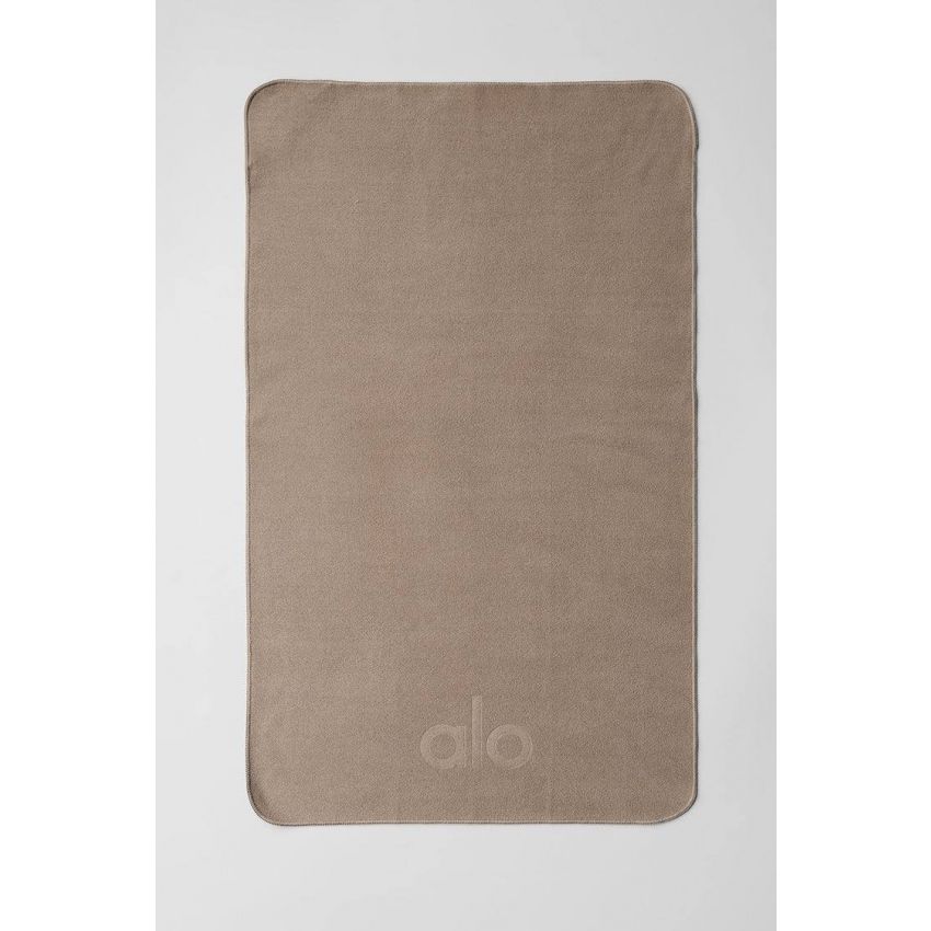Performance No Sweat Hand Towel