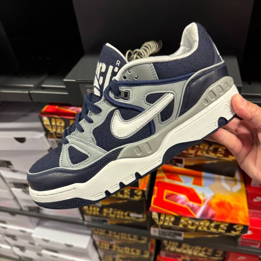 AIR FORCE 3