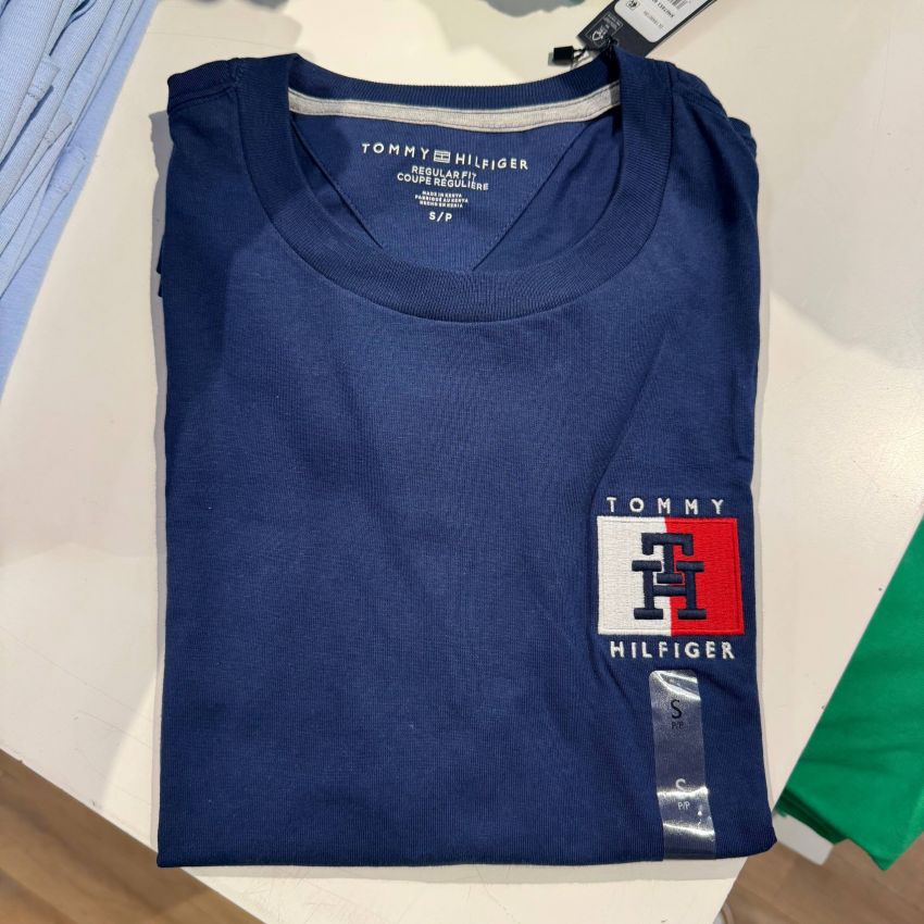 CAMISETA REGULAR FIT