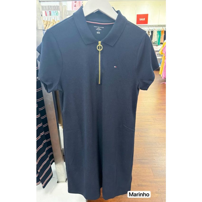 Vestido com gola polo