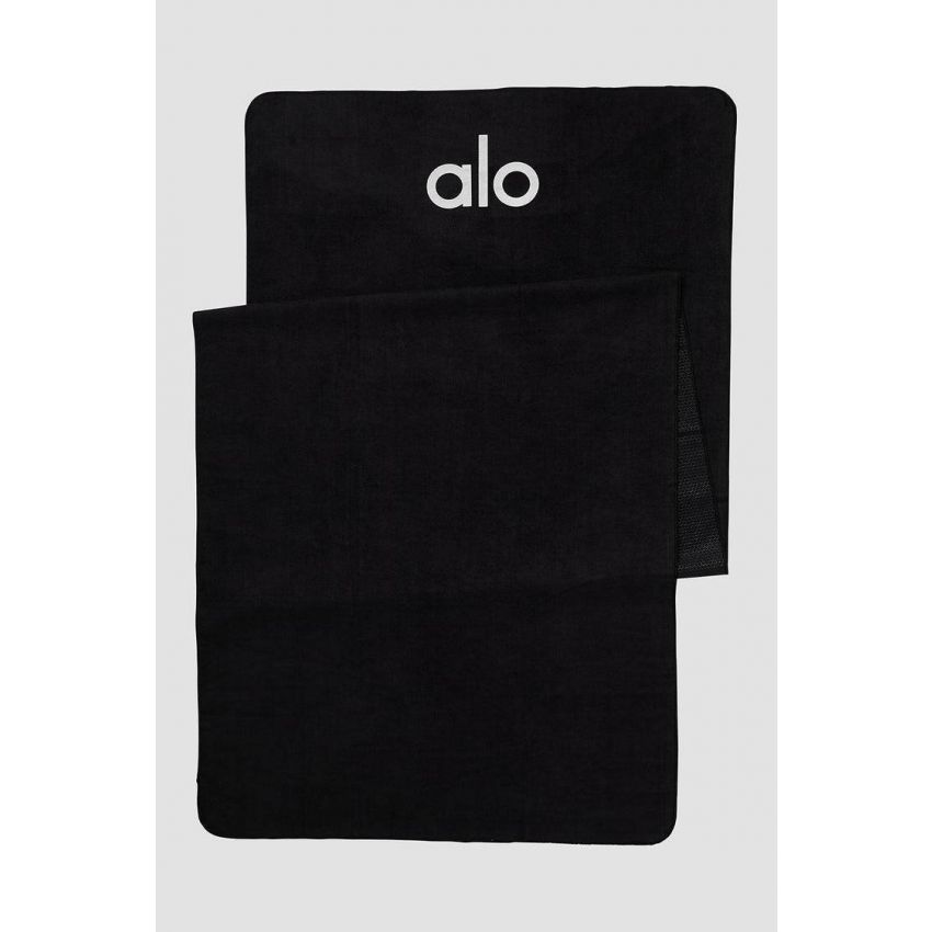 Grounded No-Slip Towel