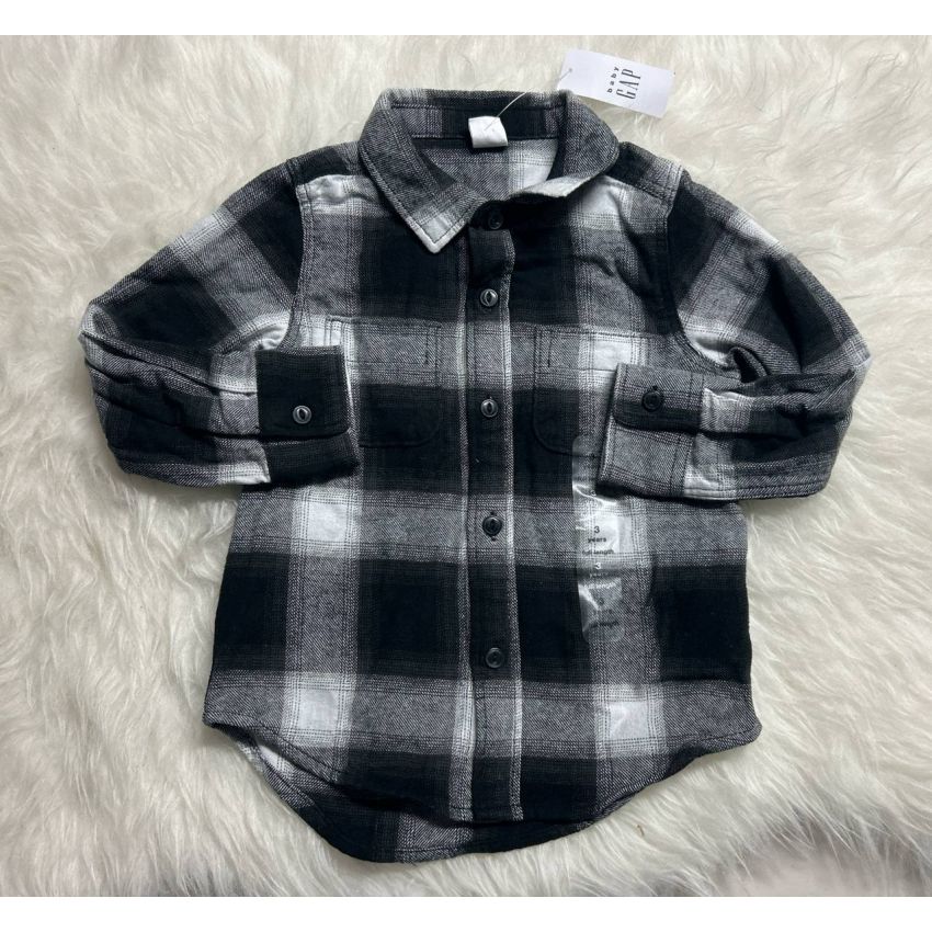 Camisa social Gap 3 anos