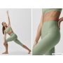 16 High-Waist Airlift Capri