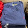 CAMISETA GOLA V
