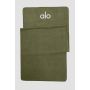 Grounded No-Slip Towel