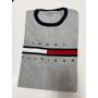 Camiseta Regular Fit Gola U