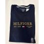 Regular Fit Gola U Bordado Smooth cotton