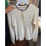 Blusa em tricot trançado