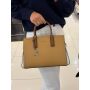 BOLSA DE MÃO COM ALÇA EXTRA LAILA