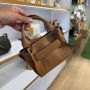 BOLSA PEQUENA DE MÃO COM ALÇA EXTRA