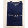 Camiseta Regular Fit Gola U com bordado