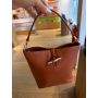 BOLSA PEQUENA DE MÃO COM ALÇA EXTRA