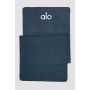 Grounded No-Slip Towel